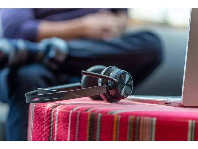 Headset HP POLY Voyager Focus 2 USB-C