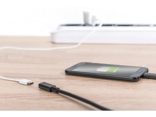 USB Type-C verlengkabel Type C St/Bu 2m 3A 480MB Versie 2.0 Zwart