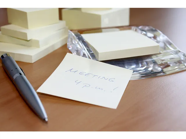 Bloc-mémos 75x75mm jaune bloc de 100 feuillets