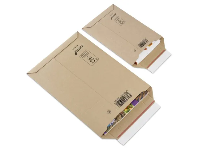 Golfkarton Envelop Bruin 246x346x60mm Zelfklevende Strip 100 Stuks