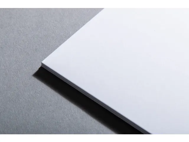 Tekenkarton Artboard Reflex 70x100cm, 5 vel, 1,5 mm (1.360 g/m²)