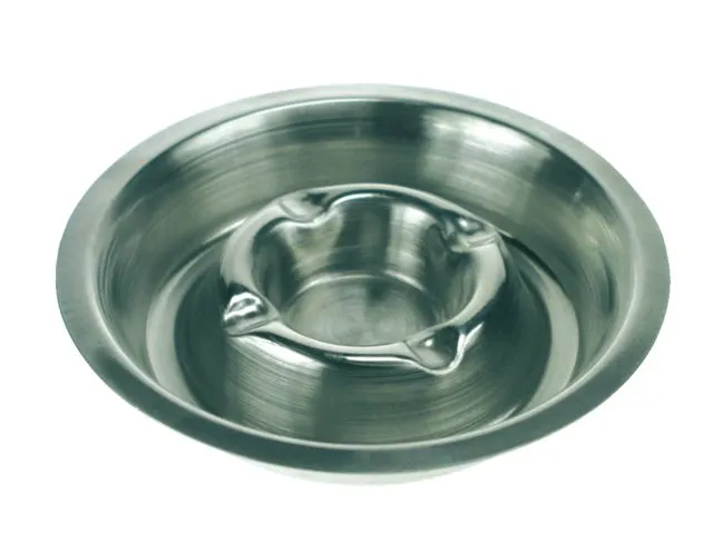 Cendrier en métal chromé 170mm inox superposable