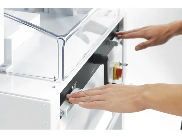 Stapelsnijmachine Ideal 4815 47cm Elektrisch met onderstel