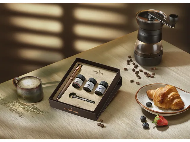 Coffret cadeau stylo plume Sheaffer 100 M Coffee ed. Matt brown 3x10ml