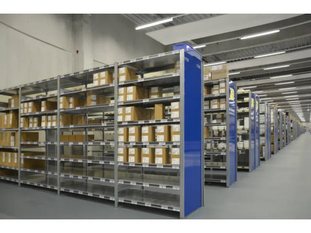 zijwand,v. inhaakstelling,HxD 2500x500mm,staal,RAL7035