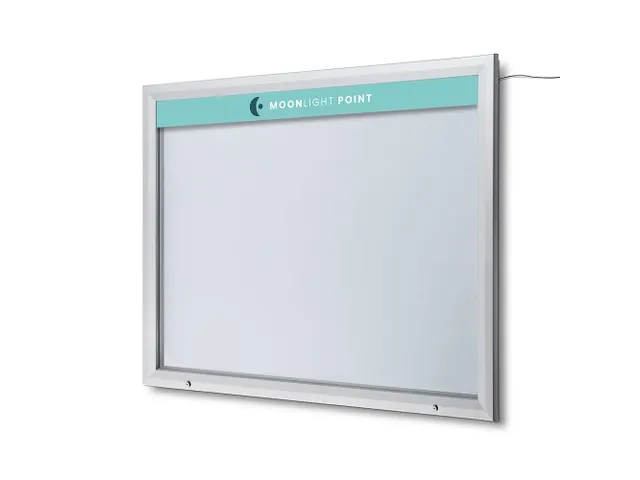 Bedrukt logopaneel 137x10cm voor Outdoor mededelingenbord 18x A4