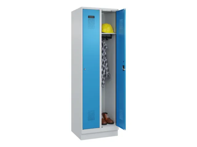 locker,HxBxD 1950x600x500mm,2vak,vak B 300mm,cil.-slot,sokkel