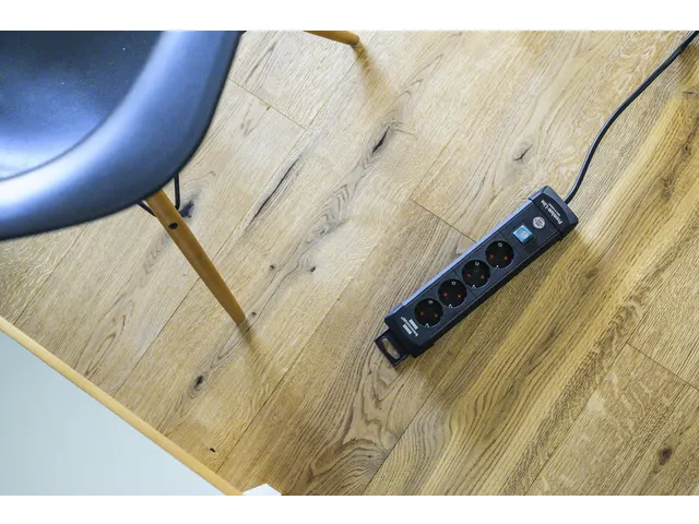 Stekkerdoos Brennenstuhl Premium 4 voudig 1.8 meter zwart