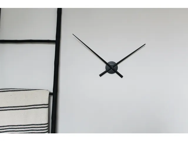 Wandklok NeXtime dia. 70cm zwart 'Hands'