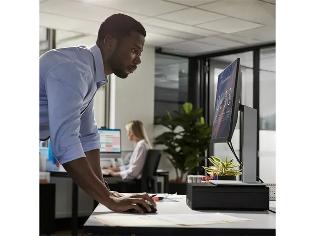 HP Pro 400 G9 SFF Desktop PC Intel Core i3 16GB RAM 512GB SSD
