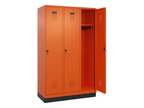 locker,HxBxD 1950x1200x500mm,3vak,vak B 400mm,draaigrendel,sokkel