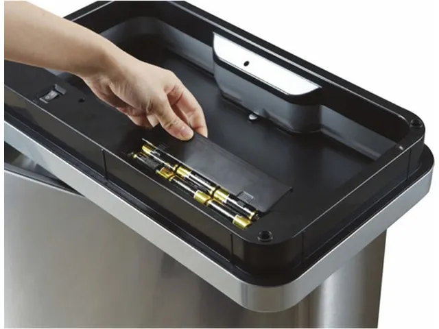 Stijlvolle Afvalbak Mirage Sensor Bin 45 Liter Mat Rvs Zwart