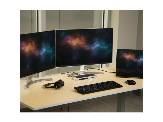 Dual-4K Docking Station Met 6 X Usb C / Usb 3.0 Poorten
