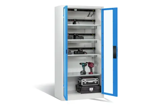 acculaadkast,HxBxD 1950x930x500mm,15stekkerdozen 230 V,ventilator