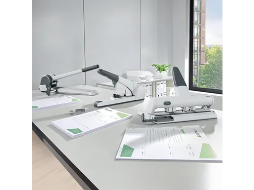 Leitz 5114 AKTO variabele multi perforator 4-gaats 30vel zilver