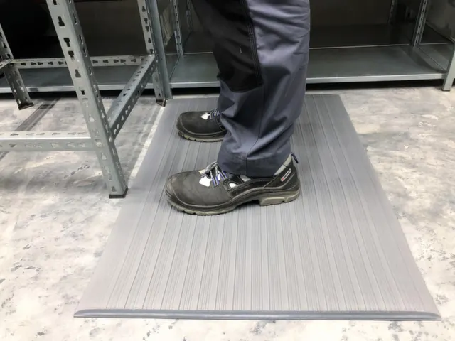 antivermoeidheidsmat,mat,HxLxB 10x2000x600mm,vinyl,geribbeld,antislip