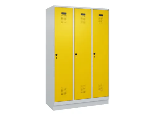 locker,HxBxD 1950x1200x500mm,3vak,vak B 400mm,draaigrendel,sokkel