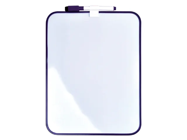 Whiteboard Desq 21.5x28cm + marker paars profiel