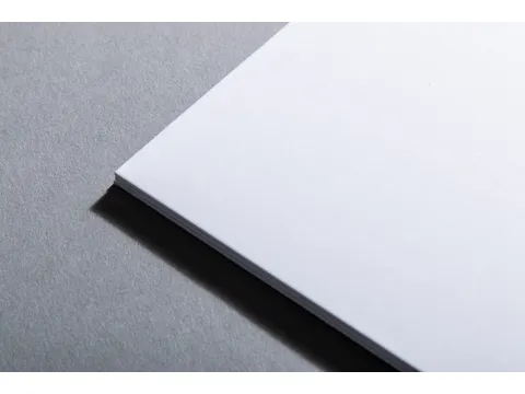 Tekenkarton Artboard Reflex 50x70cm. 5 vel, 1,5 mm (1.360 g/m²)