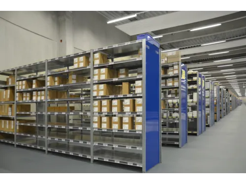 zijwand,v. inhaakstelling,HxD 2000x600mm,staal,RAL7035
