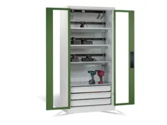 acculaadkast 1950x930x500mm 15stekkerdozen 230V ventilator fr. RAL6011