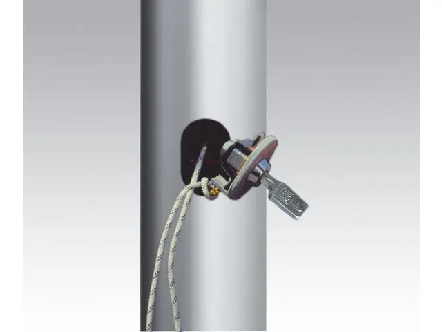 Mât Alu Ø75mm Hauteur (au-dessus sol) 7m Cylindrique avec potence