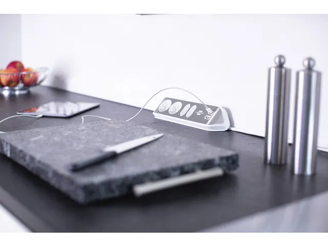 Stekkerdoos Brennenstuhl bureau Estilo 4 voudig inclusief 2 USB 2 m