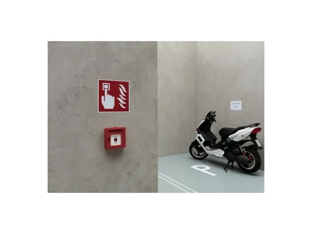 Avery Zweckform L7875 Sterk klevende etiketten A4 105x48mm 240 stuks