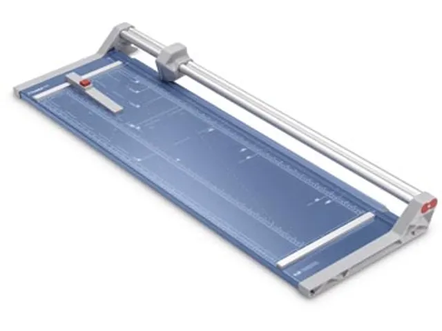 rolsnijmachine 556 voor ft A1, capaciteit: 10 vel