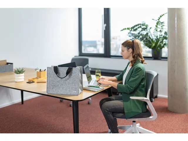 Bureautas Sigel voor hybride werken Basic Medium vilt lichtgrijs 361x2