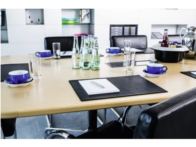 Lederen schrijfonderlegger voor vergaderzalen 42x30 zwart