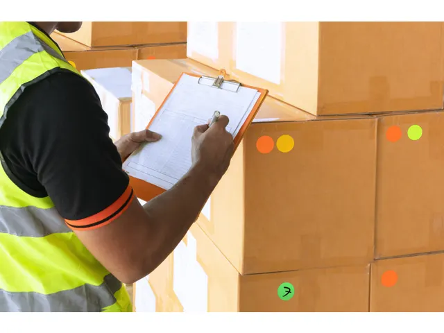 Etiquette sur rouleau 25mm jaune fluo + dévidoir 500 pièces