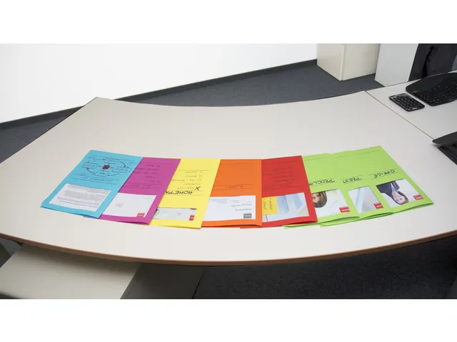 Classico L-map met venster A4 diepblauw 100 stuks