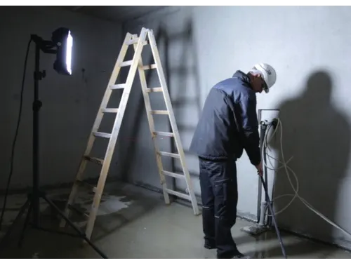 accu-schijnwerper voor in de bouw,behuizing kunststof,66 SMD-led