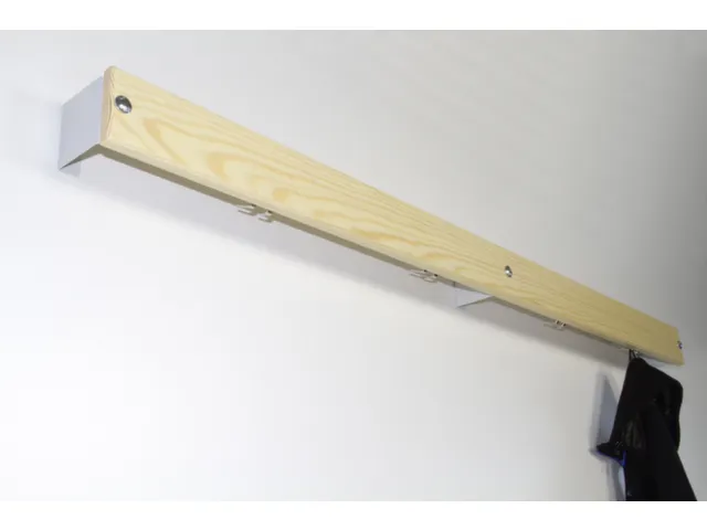 wandkapstok,HxL 90x2000mm,m. jashaak,hout/staal,grenen/lichtgrijs