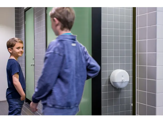 Toiletpapier Tork SmartOne Mini T9 advanced 2-laags 620 vel wit 472193