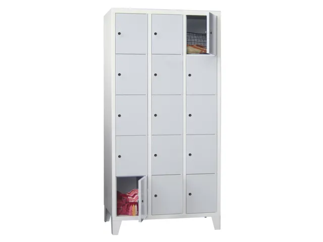 lockerkast,HxBxD 1850x900x500mm,3x5vakken,RAL7035,front RAL5010