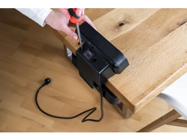Stekkerdoos Brennenstuhl Estilo bureau duplex 10-voudig 1 USB C, 1 USB