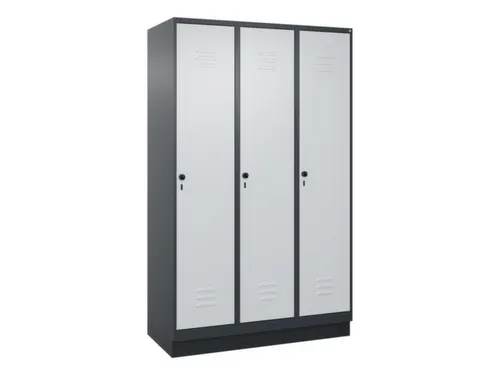 locker,HxBxD 1950x1200x500mm,3vak,vak B 400mm,draaigrendel,sokkel