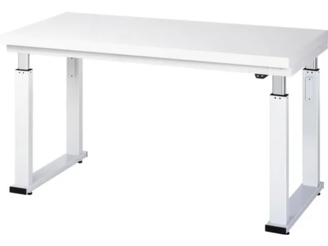Werkbank elektrisch hoogte verstelbaar 740-1040x1250x900mm laminaatbla