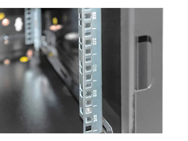 Digitus Unique 7U netwerkkast voor wandmontage 42x60x60cm Zwart