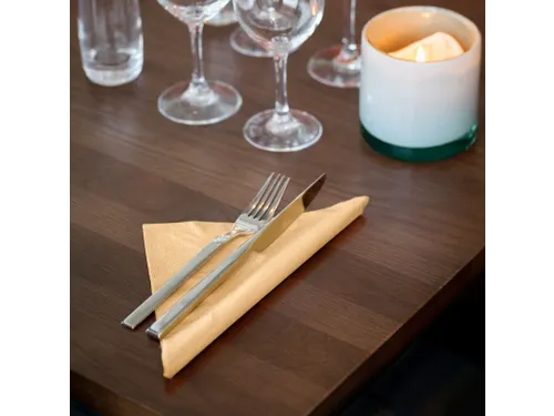 Tork 478747 Dinner Servet 2-Laags Zand 1/4 Vouw 39x39cm