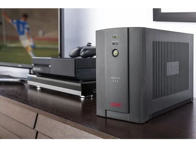 Back-UPS 950VA noodstroomvoeding 6x C13, USB