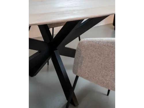 Vergadertafel Harper 130cm Rond Mango Naturel Spinpoot Zwart