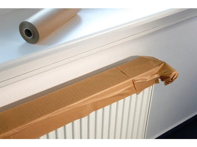 Afdekpapier zelfklevend UPM 15 cm x 50 m