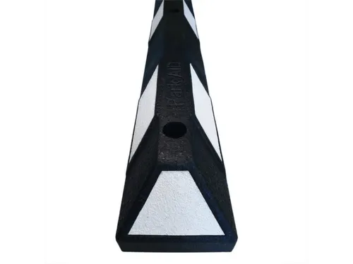 parkeerplaatsbegrenzing,B 1800mm,recyclebaar rubber,zwart/wit