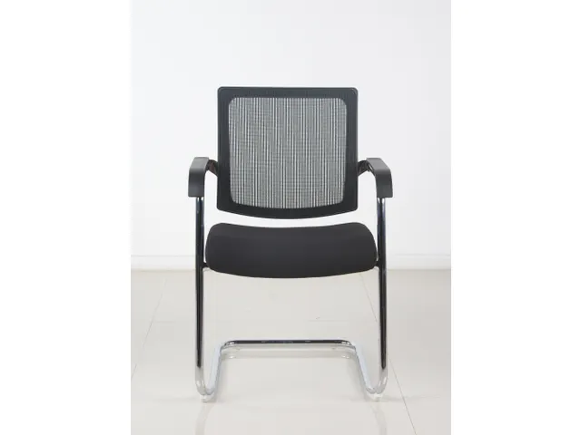 Tallinn vergaderstoel Zwart Netrug Chroom Sledeframe