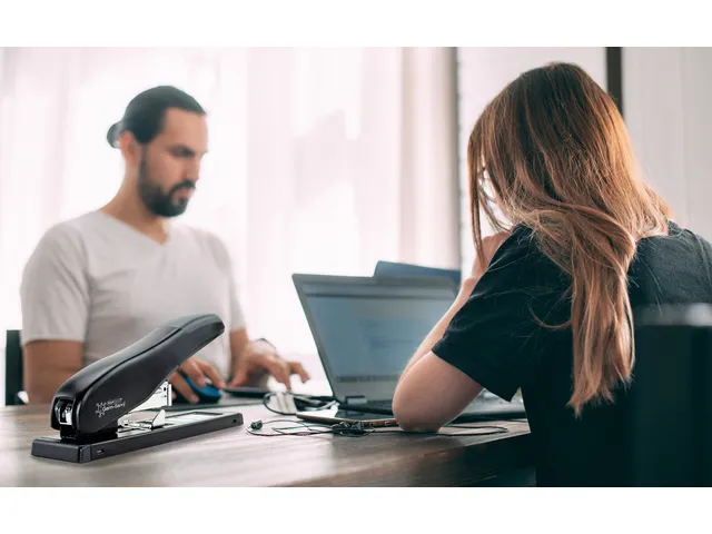 Agrafeuse Rapesco Germ-Savvy Heavy Duty Eco HD-100 Antibactérien noir