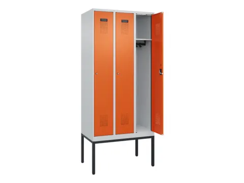 locker,HxBxD 2120x900x500mm,3vak,vak B 300mm,cil.-slot,voetonderstel