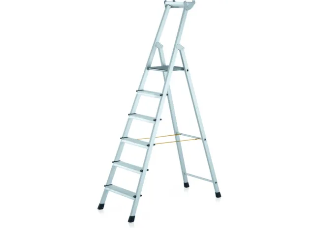 trapladder,eenzijdig,6trede(n),Stand H 1,49m,balk L 2,37m,aluminium